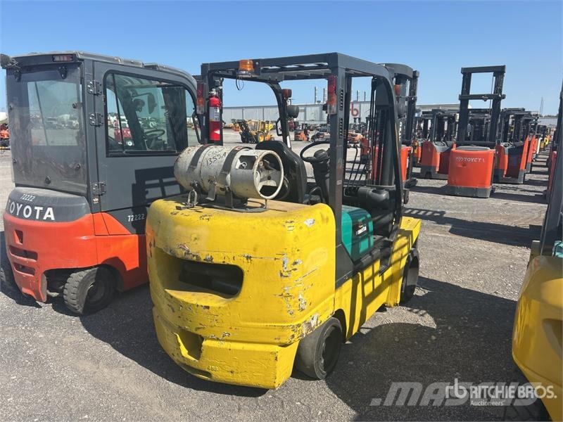 Komatsu FG45T-8 Pneumatic Tire Forklift (Inoperable) Autres Chariots élévateurs