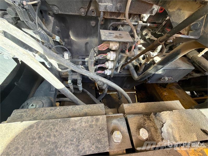 Komatsu PC1250-11 Tracked Excavator Roomikekskavaatorid
