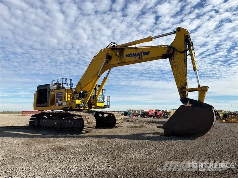 Komatsu PC1250-11 Tracked Excavator Roomikekskavaatorid