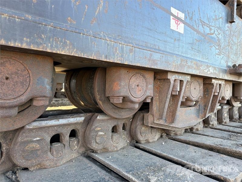 Komatsu PC1250-11 Tracked Excavator Roomikekskavaatorid
