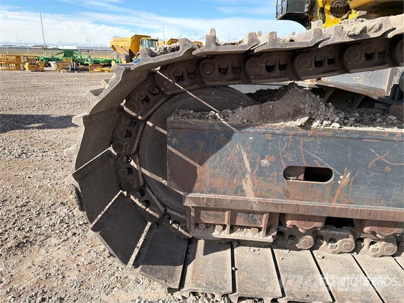Komatsu PC1250-11 Tracked Excavator Roomikekskavaatorid