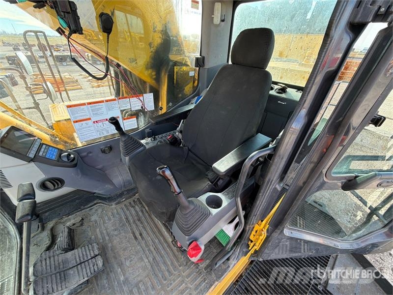 Komatsu PC1250LC-11 Tracked Excavator Telakaivukoneet