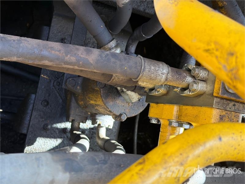 Komatsu PC1250LC-11 Tracked Excavator Telakaivukoneet