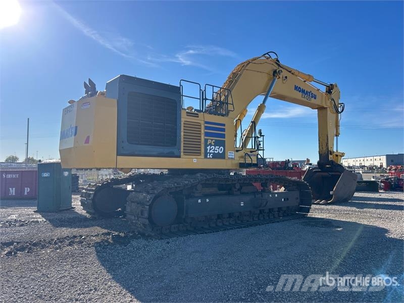 Komatsu PC1250LC-11 VG Tracked Excavator Paletli ekskavatörler