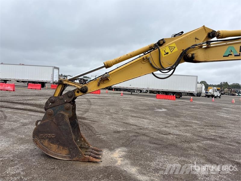 Komatsu PC138USLC-8 Tracked Excavator Bageri guseničari