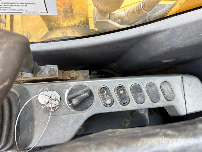 Komatsu PC138USLC-8 Tracked Excavator Bageri guseničari