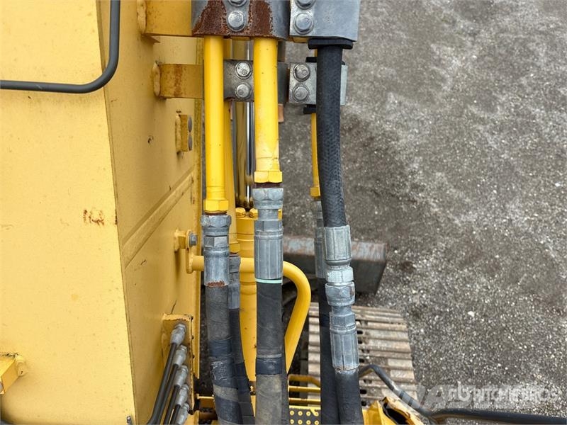 Komatsu PC138USLC-8 Tracked Excavator Bageri guseničari