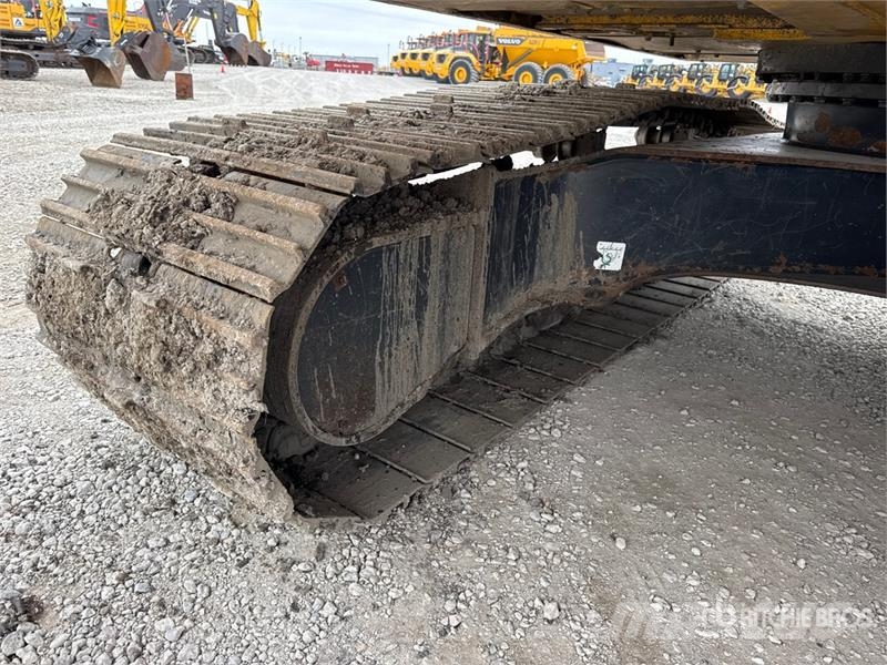 Komatsu PC210LC-11 Tracked Excavator Crawler excavators
