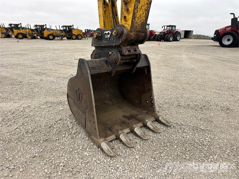Komatsu PC210LC-11 Tracked Excavator Crawler excavators