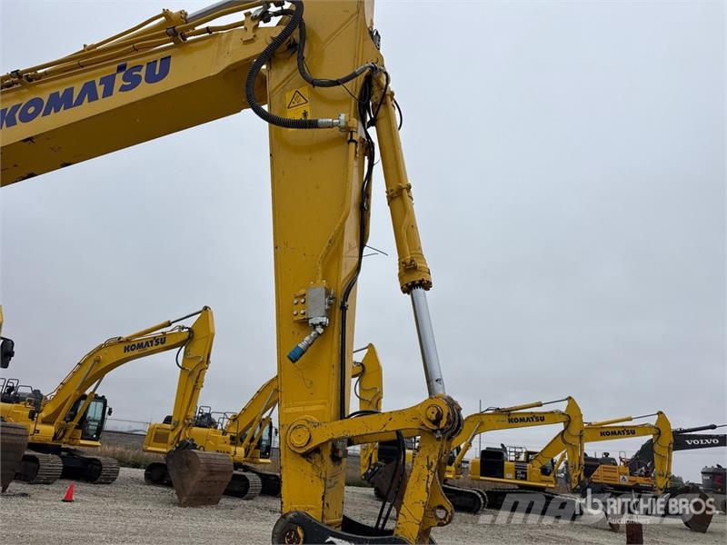 Komatsu PC210LC-11 Tracked Excavator Crawler excavators