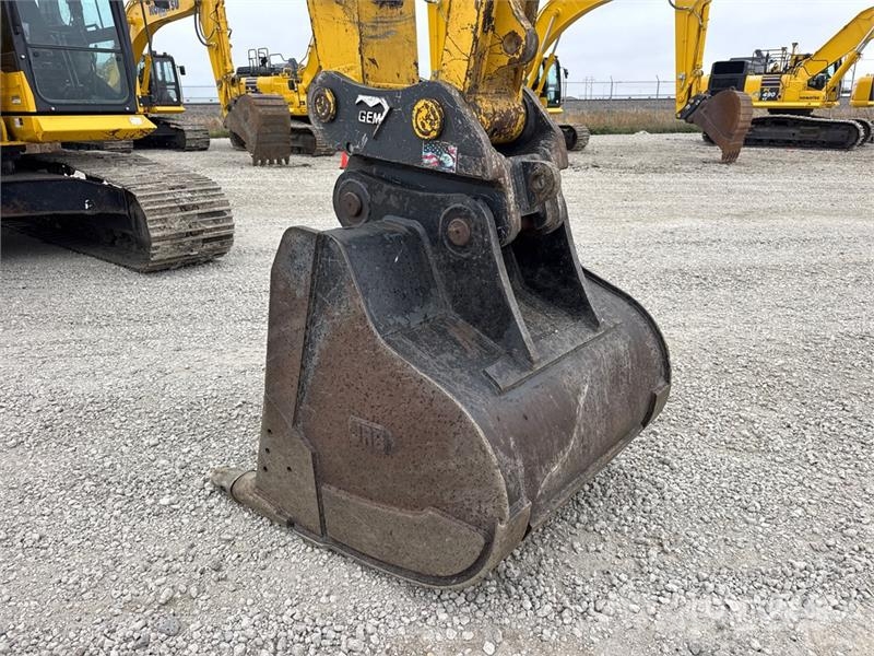 Komatsu PC210LC-11 Tracked Excavator Crawler excavators