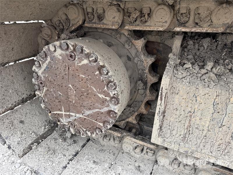 Komatsu PC210LC-11 Tracked Excavator Crawler excavators