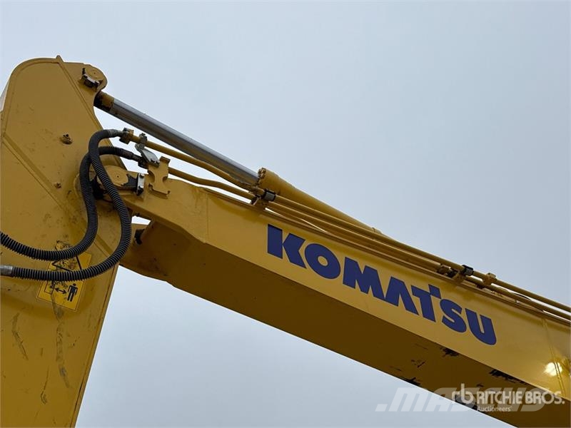 Komatsu PC210LC-11 Tracked Excavator Crawler excavators