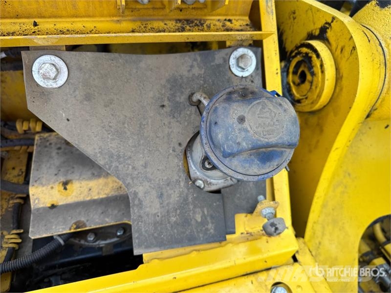 Komatsu PC210LC-11 Tracked Excavator Crawler excavators