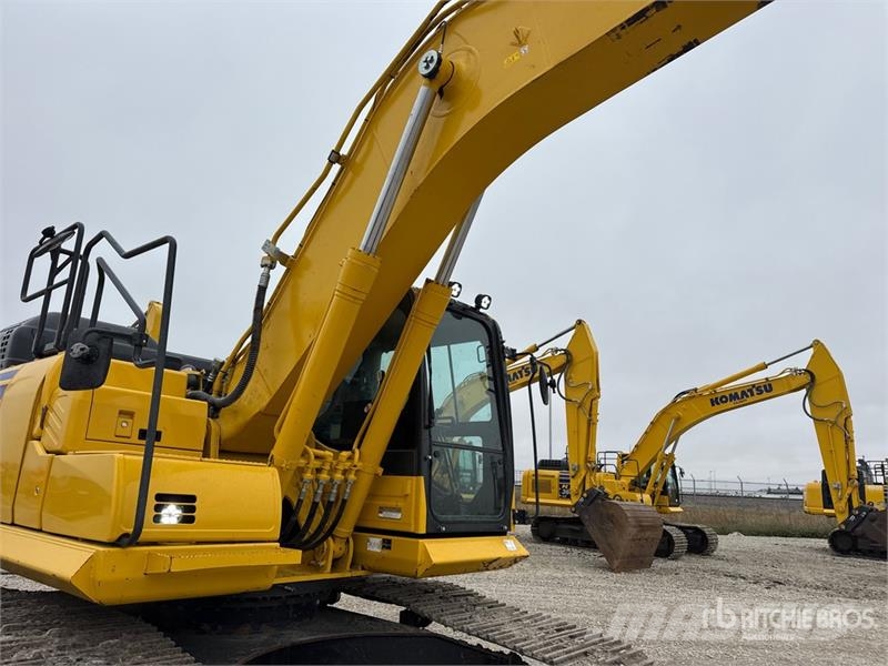 Komatsu PC210LC-11 Tracked Excavator Crawler excavators