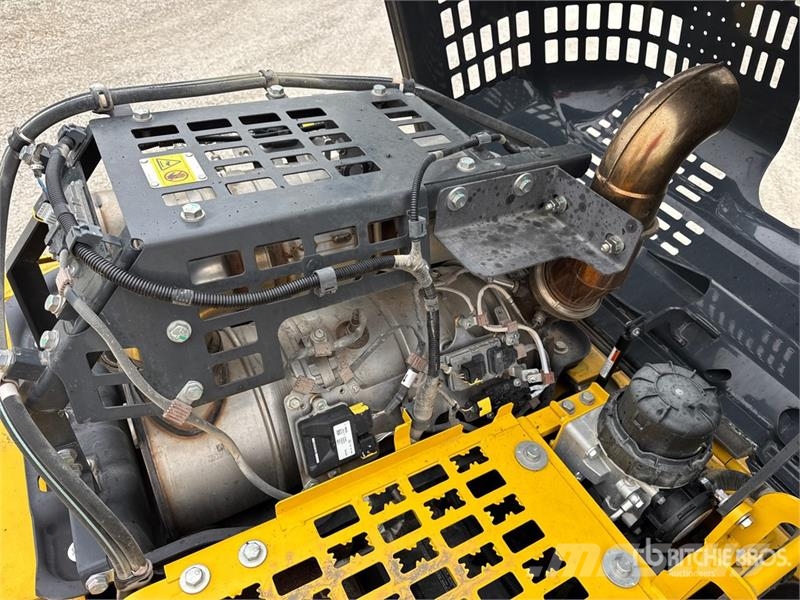 Komatsu PC210LC-11 Tracked Excavator Crawler excavators