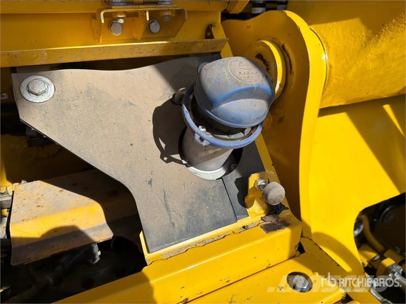 Komatsu PC240LC-11 Tracked Excavator Lánctalpas kotrók