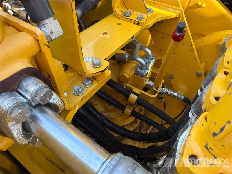 Komatsu PC240LC-11 Tracked Excavator Lánctalpas kotrók