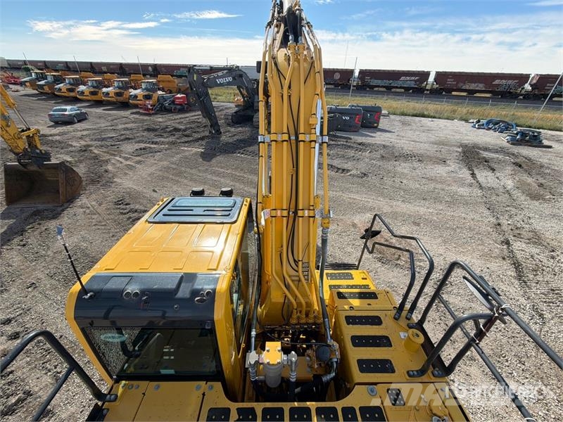 Komatsu PC240LC-11 Tracked Excavator Lánctalpas kotrók
