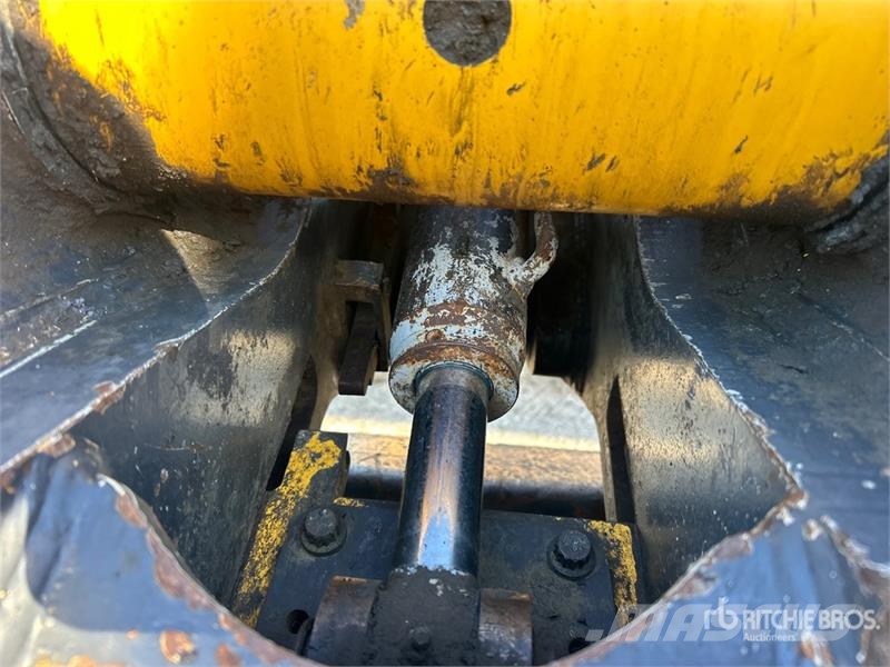 Komatsu PC240LC-11 Tracked Excavator Raupenbagger