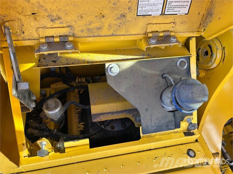 Komatsu PC240LC-11 Tracked Excavator Raupenbagger