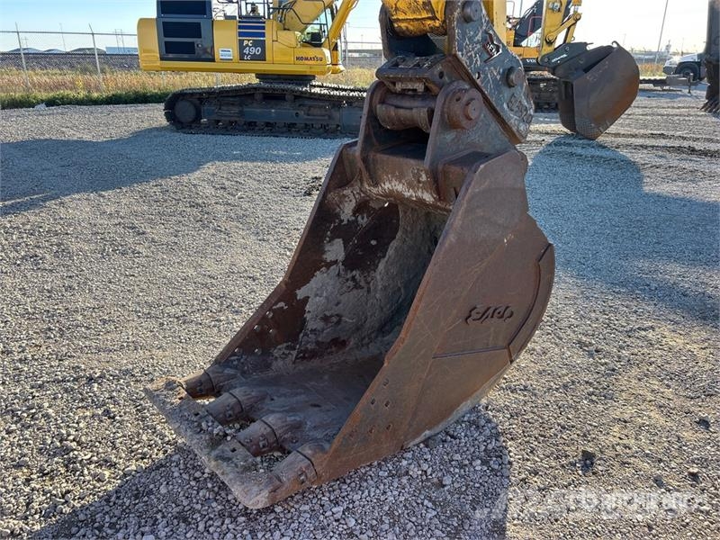 Komatsu PC240LC-11 Tracked Excavator Raupenbagger