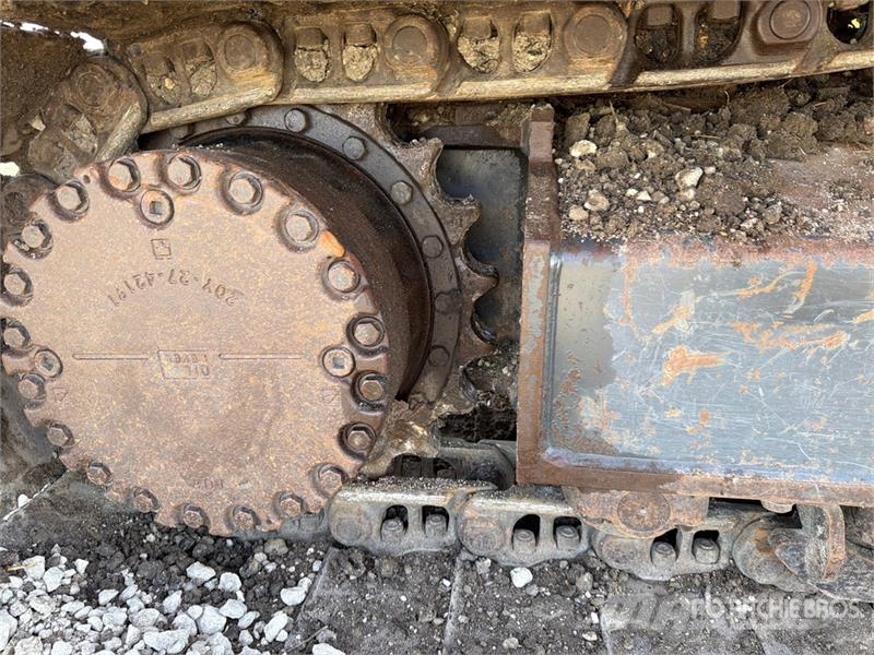 Komatsu PC240LC-11 Tracked Excavator Lánctalpas kotrók