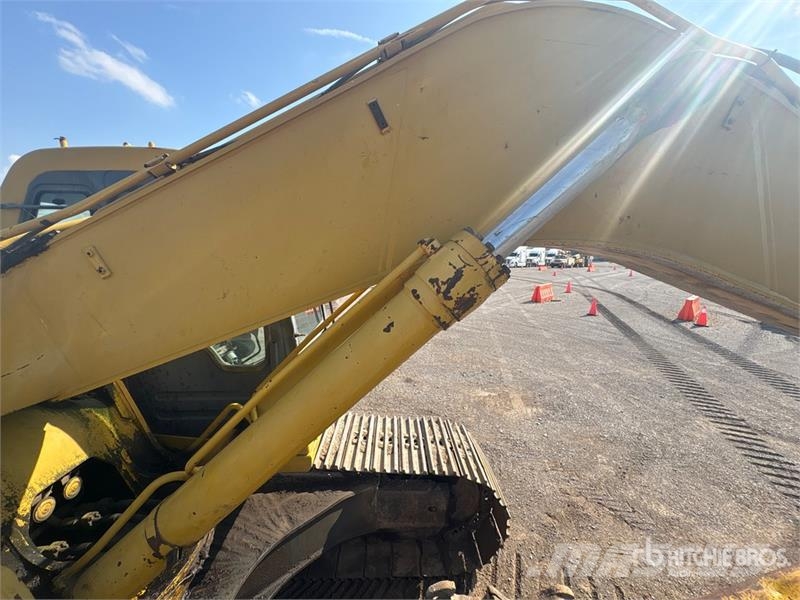 Komatsu PC250LC-6LC Tracked Excavator Bagri goseničarji