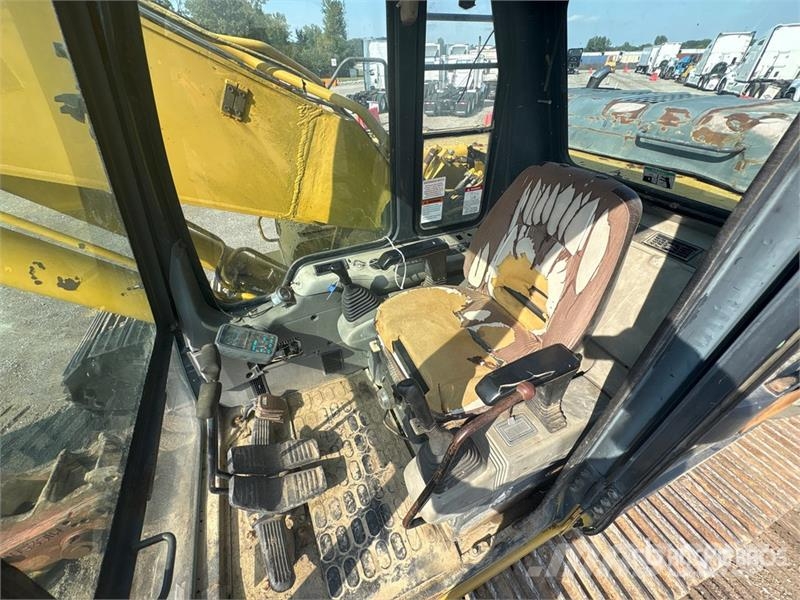 Komatsu PC250LC-6LC Tracked Excavator Bagri goseničarji