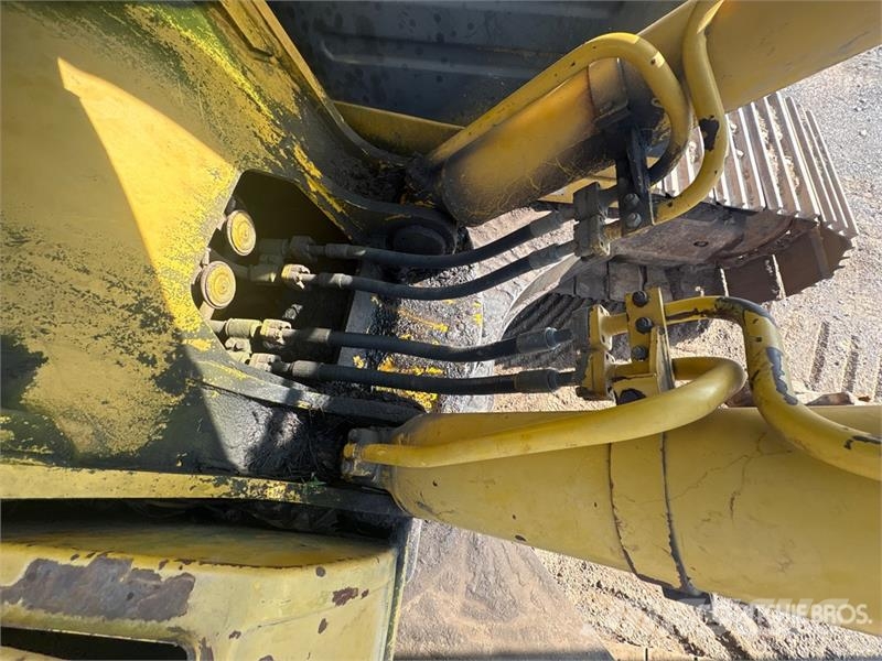 Komatsu PC250LC-6LC Tracked Excavator Bagri goseničarji