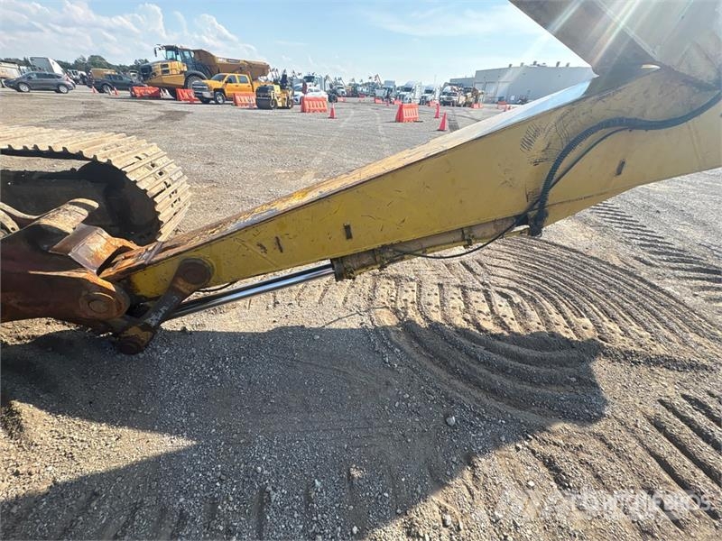 Komatsu PC250LC-6LC Tracked Excavator Bagri goseničarji