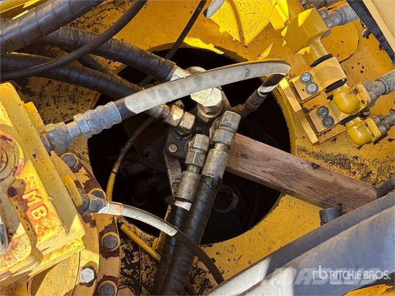 Komatsu PC350LC-8 Gravemaskiner på larvebånd