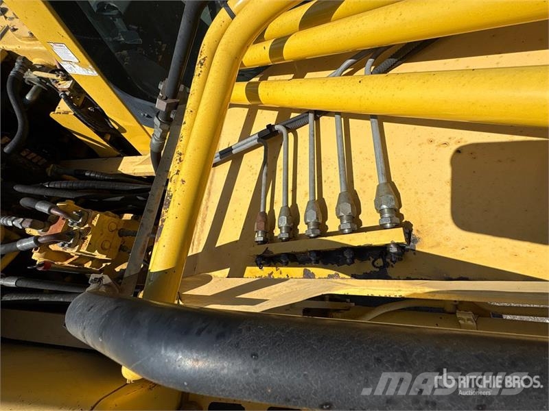 Komatsu PC350LC-8 Gravemaskiner på larvebånd