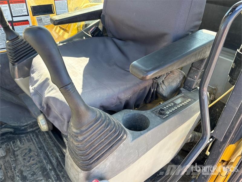Komatsu PC350LC-8 Gravemaskiner på larvebånd