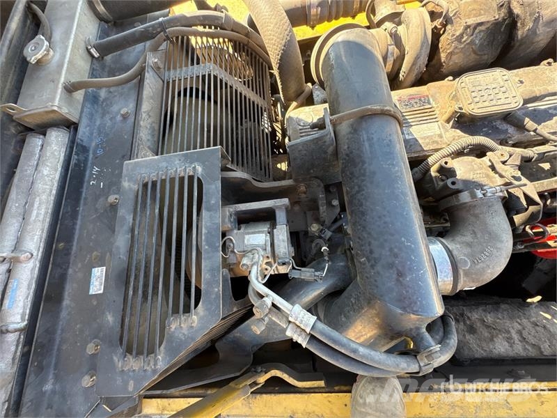Komatsu PC350LC-8 Gravemaskiner på larvebånd