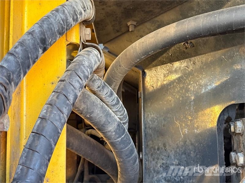 Komatsu PC350LC-8 Gravemaskiner på larvebånd