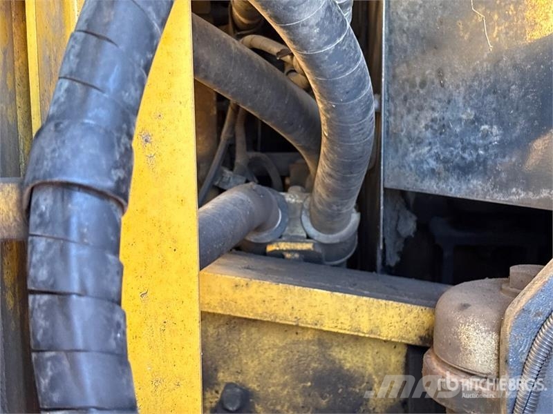 Komatsu PC350LC-8 Gravemaskiner på larvebånd