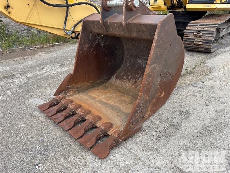 Komatsu PC360LC-10 Tracked Excavator Paletli ekskavatörler