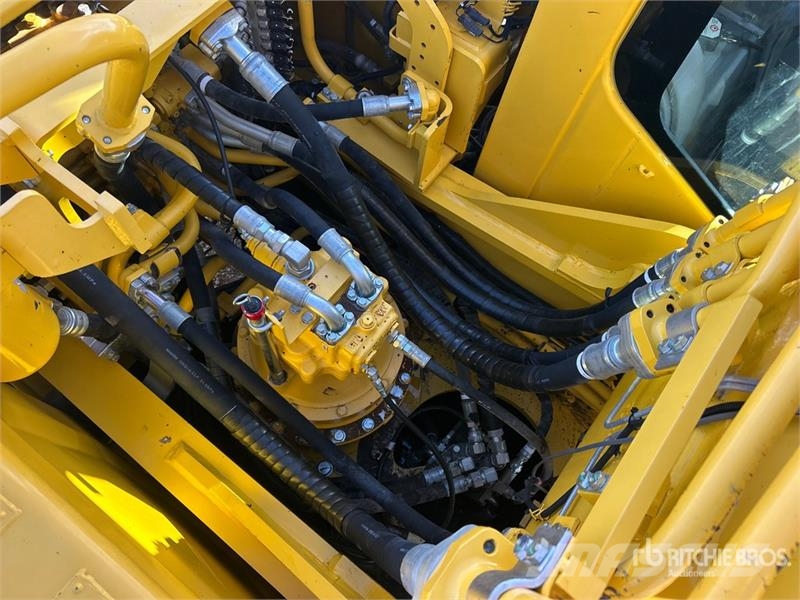 Komatsu PC360LC-11 Raupenbagger