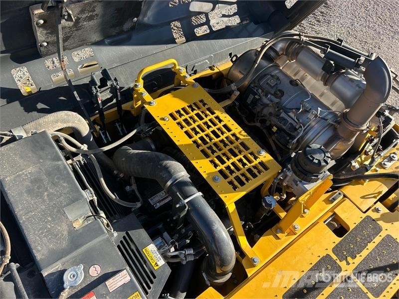 Komatsu PC360LC-11 Raupenbagger