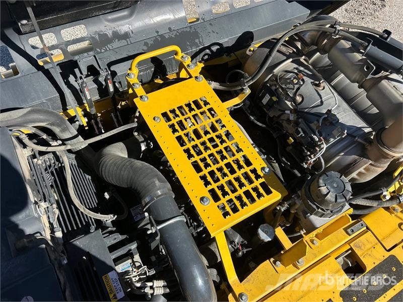Komatsu PC360LC-11 Raupenbagger