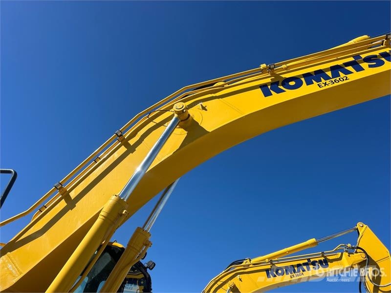Komatsu PC360LC-11 Raupenbagger