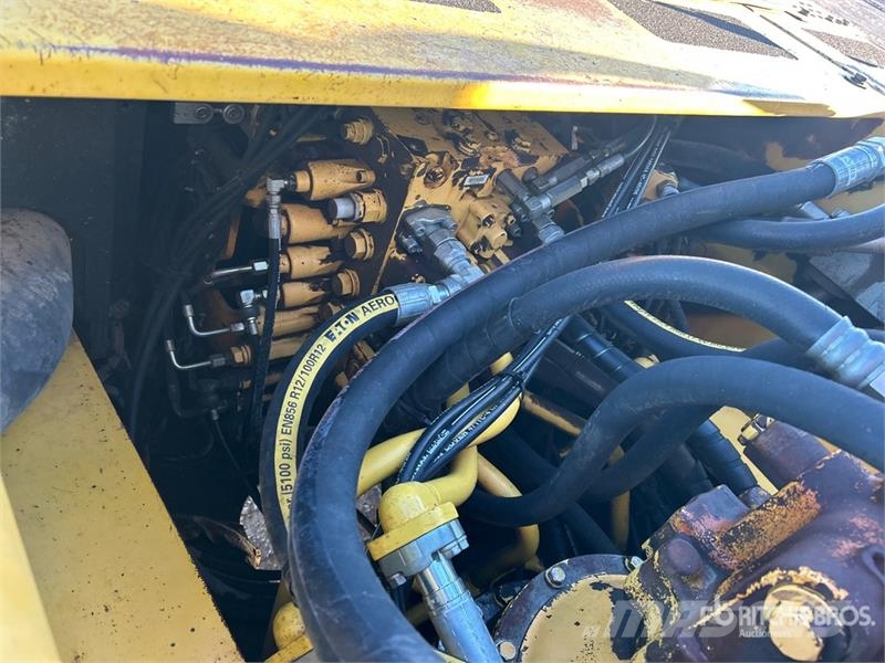 Komatsu PC400LC-7 Tracked Excavator Excavatoare pe șenile