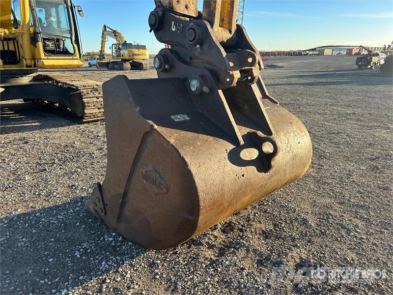 Komatsu PC400LC7 Tracked Excavator حفارات زحافة
