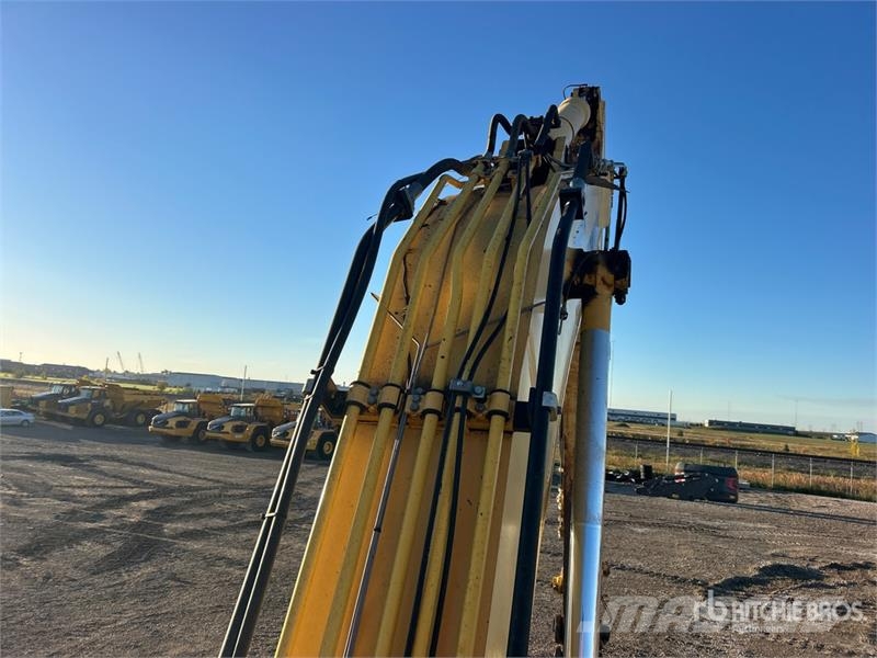 Komatsu PC400LC7 Tracked Excavator حفارات زحافة