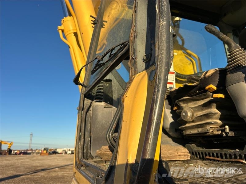 Komatsu PC400LC7 Tracked Excavator حفارات زحافة