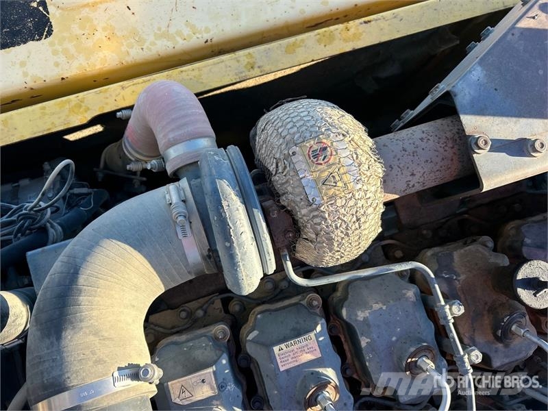 Komatsu PC400LC7 Tracked Excavator حفارات زحافة