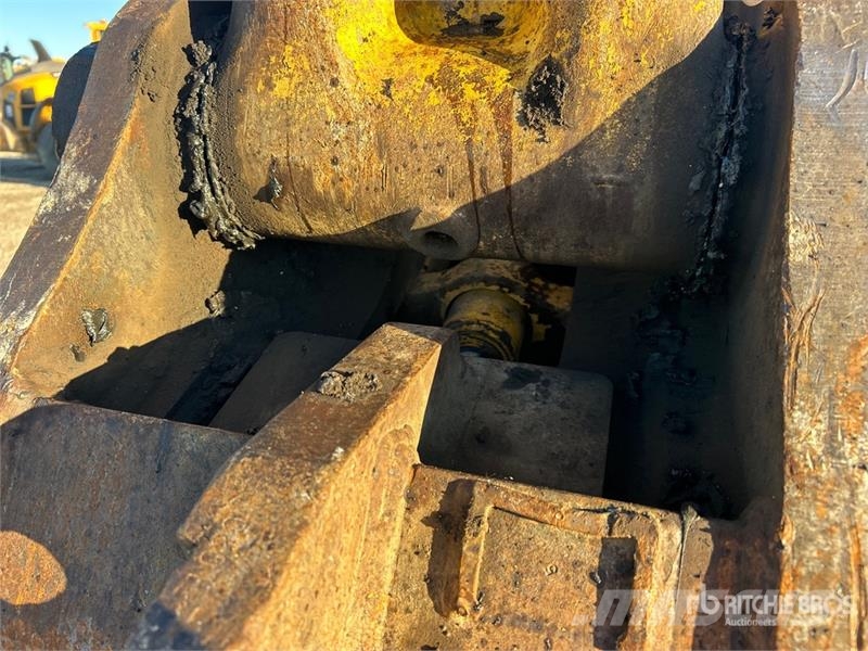 Komatsu PC400LC7 Tracked Excavator حفارات زحافة