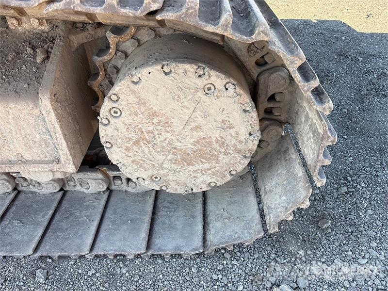 Komatsu PC490LC-10 Tracked Excavator Lánctalpas kotrók