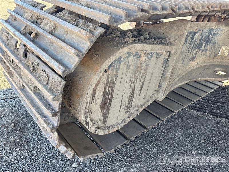Komatsu PC490LC-10 Tracked Excavator Lánctalpas kotrók